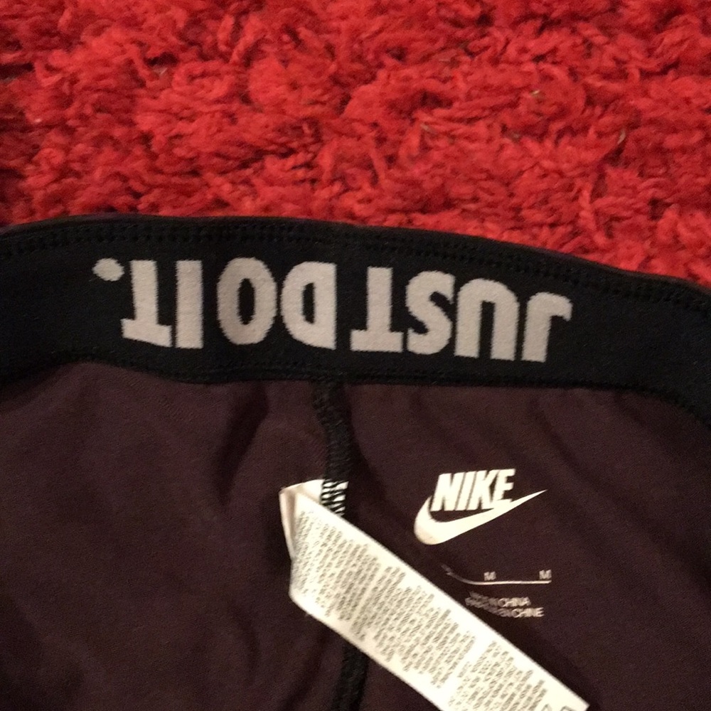 Nike running Leggings💜 - Picture 6 of 7